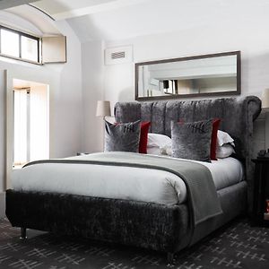 Chambre Club Lit King-Size
