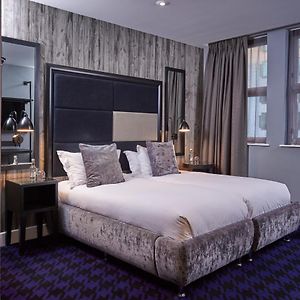 Club Kamer met Twee Aparte Bedden